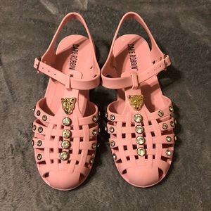 Cape Robbin Catch One Mauve Sandals - Size 9